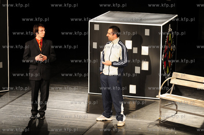 Teatr Miejski Gdynia Wystep Kabaretu LIMO, nz. Szymon...