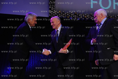 Gdansk, GLOBE FORUM 2009. Nz Pawel Olechnowicz - prezes...