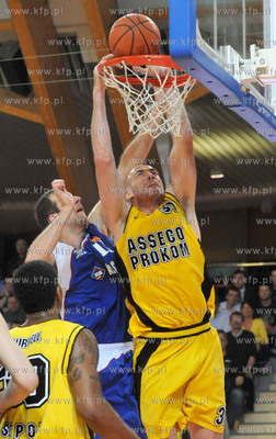 Sopot. Hala 100-lecia. Asseco Prokom pokonal w 5 meczu...