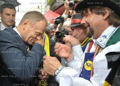 XIII Swiatowy Zjazd Kaszubow w Leborku. Gosciem Zjazdu...