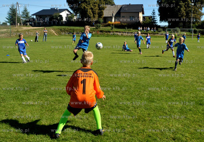 Otwarcie silowni zewnetrznej we wsi Sulmin na Kaszubach....