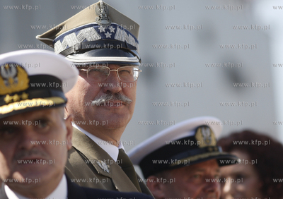 Gdynia Oksywie. Port Wojenny. Admiral floty Tomasz...