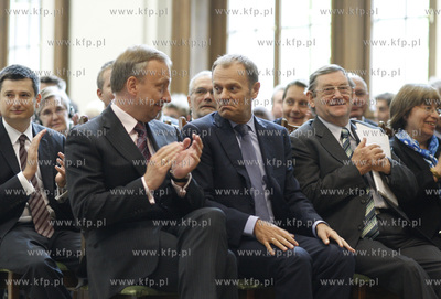 Politechnika Gdanska. Ogloszenie wynikow konkursu na...