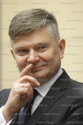 Gdansk. Amber Expo. PERN Przyjazn podpisal  umowę...