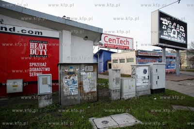 Pawilony handlowe przy ul. Mikolaja Reja w Gdansku.
27.11.2013
fot....