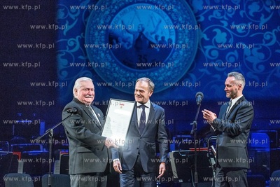 Uroczystoscii 75. urodzin Lecha Walesy i 35 rocznicy...