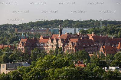Gdańsk Wrzeszcz. Budynek Politechniki Gdańskiej.
20.07.2018
fot....