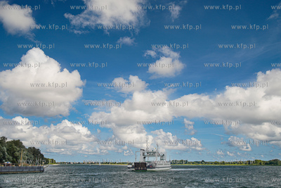 Przeprawa promowa Karcibór - Świnoujście przeznaczone...