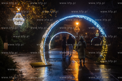 Iluminacje świąteczne w Parku Oliwskim. 05.12.2024...