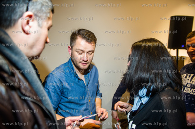 Gdansk. Galeria O Tu. Wernisaz wystawy zdjec pt. Sybera...