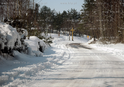 Szymbark /Kartuz. Zima na Kaszubach.
26.03.2009
Fot....