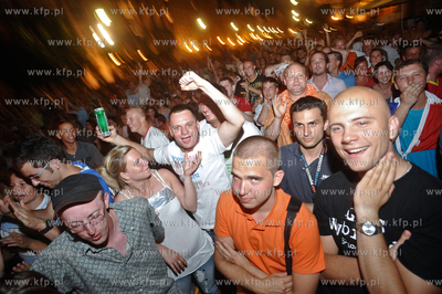 Final Mundialu, mecz Hiszpania vs Holandia na Dlugim...