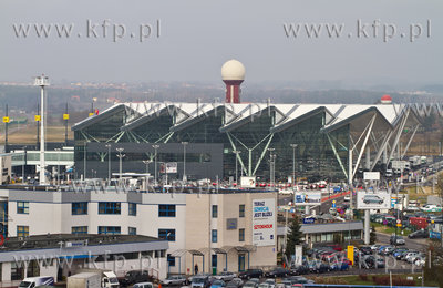 Gdansk, Rebiechowo. Nz.Terminal pasazerski T2. 20.04.2012...