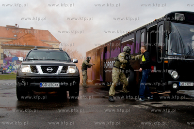 Gdansk. Gimnazjum nr 29 na Suchaninie. Pokazy Gdanskiej...