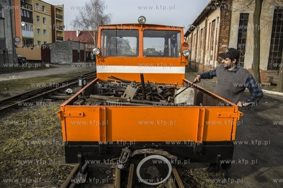 Zuławska Kolej Dojazdowa. Przejazd drezyna motorowa...