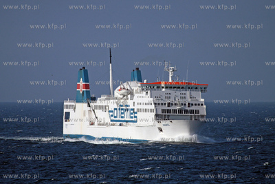Polferries. Prom Wawel. 19.04.2013 fot. Piotr. B. Starenczak...