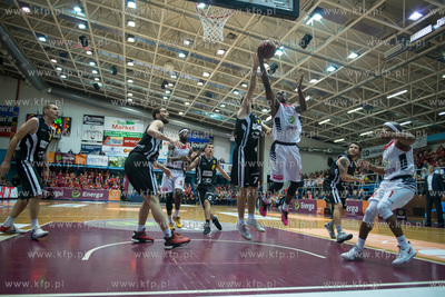 Słupsk. Energa Czarni Słupsk - Trefl Sopot 89-58...
