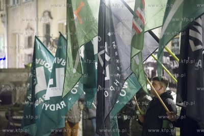 Gdańsk Manifestacja antyimigrancka Dość Płonącej...