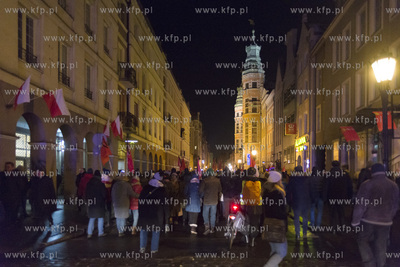 Gdańsk. Przemarsz konduktu żałobnego z trumną zamordowanego...