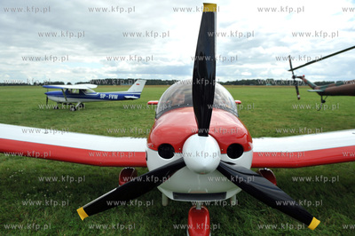 Lotnisko w Pruszczu Gdanskim w dniu 80 lecia Aeroklubu...