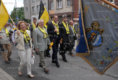 XIII Swiatowy Zjazd Kaszubow w Leborku. Barwny korowod...