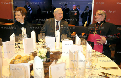 Oficjalne otwarcie nowego terminala T2 na lotnisku...