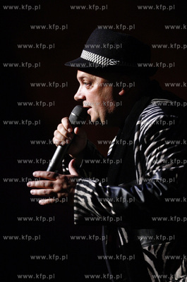 Gdynia. Teatr Muzyczny. Benefis Franciszka Walickiego...