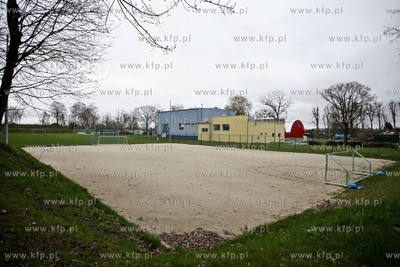 Wizyta Pawla Adamowicza na placu budowy kompleksu sportowego...