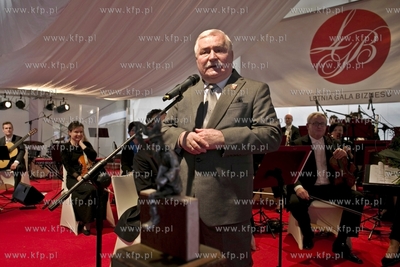 Sopot. Grand Hotel. Letnia Gala Biznesu. Nz. wręczenie...