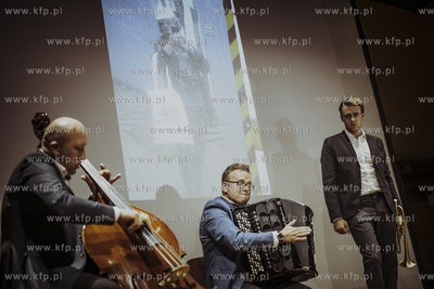Nadbałtyckie Cenntrum Kultury. Wieczór wspomnieniowy...