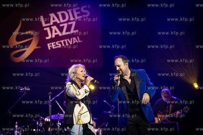 Ladies Jazz Festival. Koncert zespołu Manhattan Transfer....