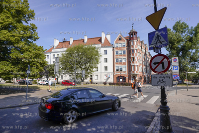 Zmiany organizacji ruchu na terenie Gównego i Starego...