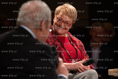 Debata Rozmowy  na szczycie. O gospodarce z widokiem...