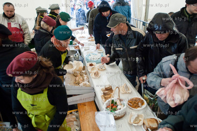 Gdansk. Targ Weglowy. Wielka Sobota. Sniadanie wielkanocne...