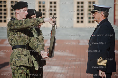 Gdynia. Oksywie. Akademia Marynarki Wojennej. Uroczystosc...