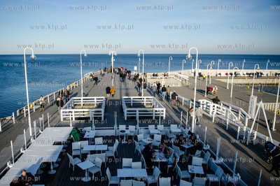 Sloneczne, bardzo cieple, niemal wiosenne, niedzielne...