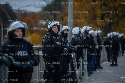 Gdynia. Derbowy mecz Lotto Ekstraklasy, Arka Gdynia...