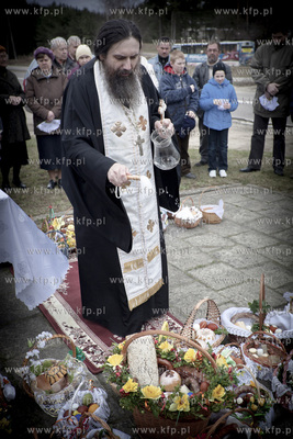 Bialystok-Ogrodniczki. Swieta Wielkanocne w kosciele...