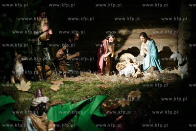 Tradycyjne gdanskie szopki bozonarodzeniowe. Nz. Szopka...