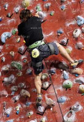 Wspinaczkowe igrzyska dla dzieci i mlodziezy zorganizowane...