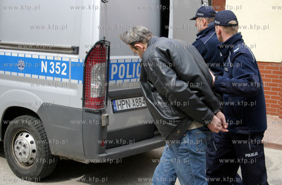 Sad w Wejherowie tymczasowo aresztowal mezczyzn oskarzonych...