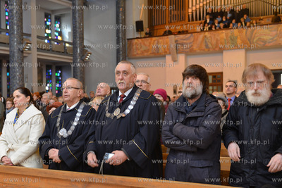 Gdynia. Msza swieta i uroczystosc podpisania aktu erekcyjnego...