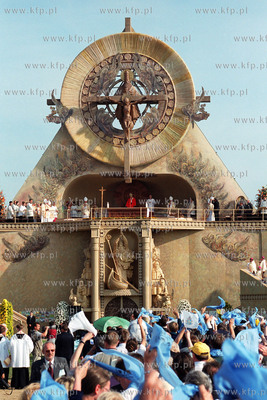 Papiez Jan Pawel II w Trojmiescie Na zdjeciu Podczas...