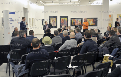 Panstwowa Galeria Sztuki w Sopocie. Kampania wyborcza...