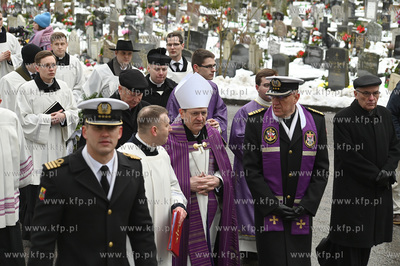 Cmentarz Witomiński w Gdyni. Uroczystości pogrzebowe...