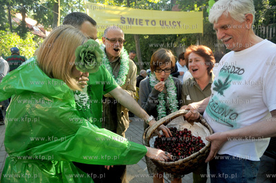 Sopot. Swieto ul. Kasprowicza podczas ktorej odbyla...