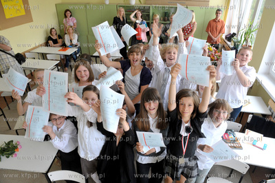 Zakonczenie roku szkolnego w Szkole Podstawowej nr...