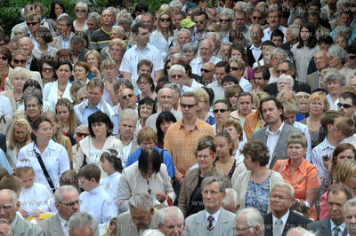 Procesja Bozego Ciala w parafii Najswietszej Maryi...