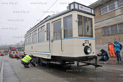 Gdansk - Zajezdnia Tramwajowa Wrzeszcz. Rozladunek...