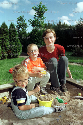 Ania Walesa z bratankami Michalem i Tomkiem dziecmi...